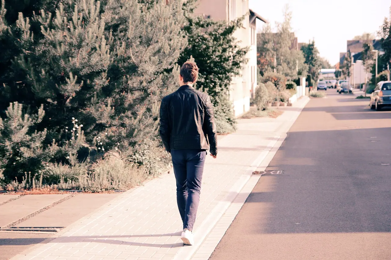 pedestrian, walking, people, sidewalk, street, road, neighborhood, neighbourhood, suburbs, pedestrian, people, sidewalk, neighborhood, neighborhood, neighborhood, neighborhood, nei