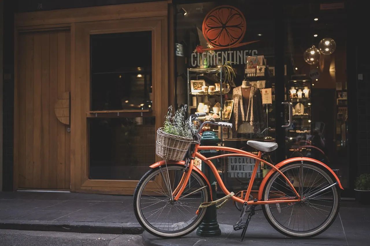 bike, bicycle, street, urban, pavement, footpath, side walk, retro, shop, orange bike, city. Walkable trip mistakes: lessons and fixes