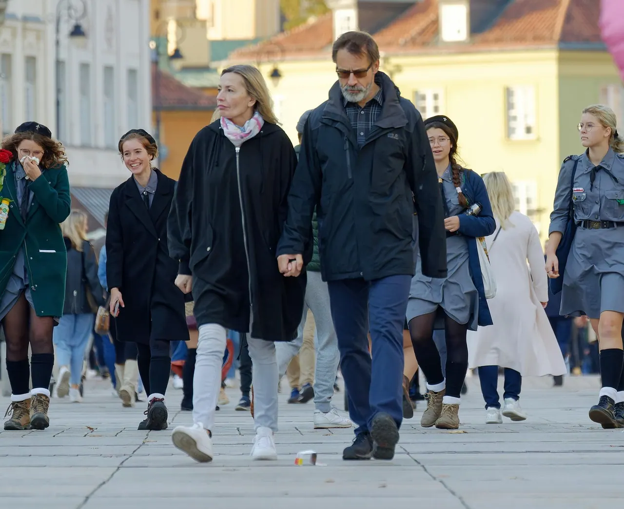 people, crowd, pavement, street, urban, city, walking, pedestrians, crowd, crowd, crowd, crowd, crowd, pedestrians